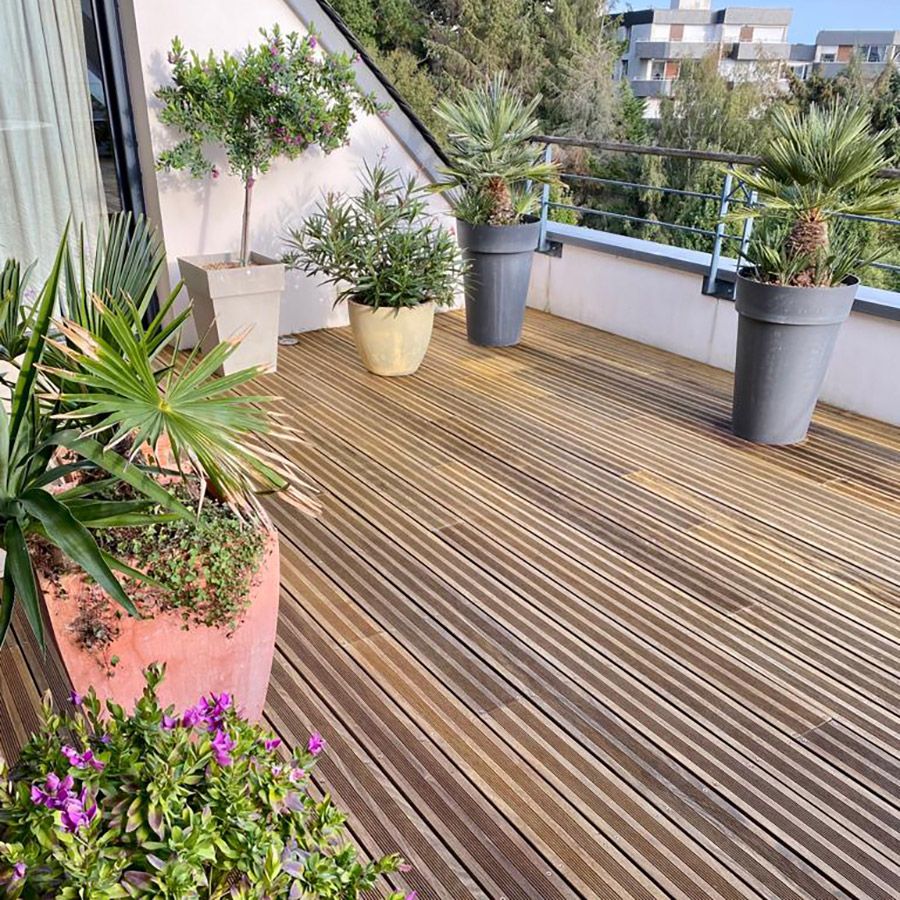 Terrasse appartement fleurie