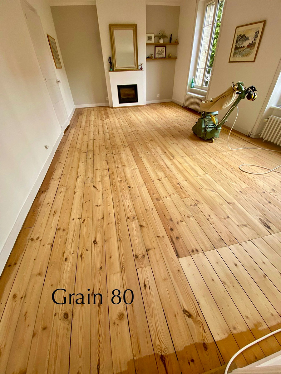 Ponçage du parquet au grain 80